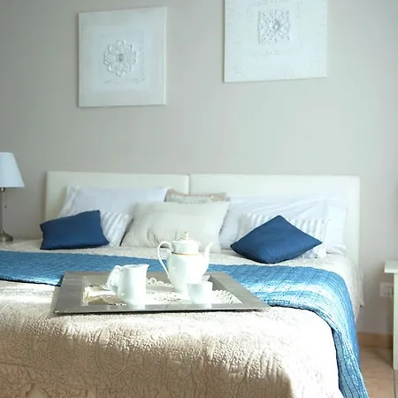 Saint Peter's Bells Full Apartman *